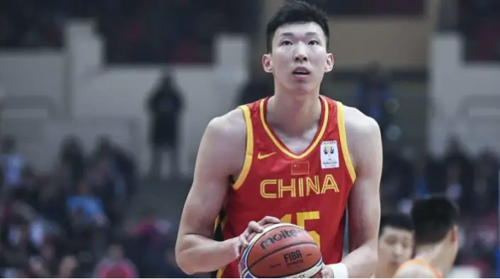 为什么周琦顶薪上限让球员价值被低估？